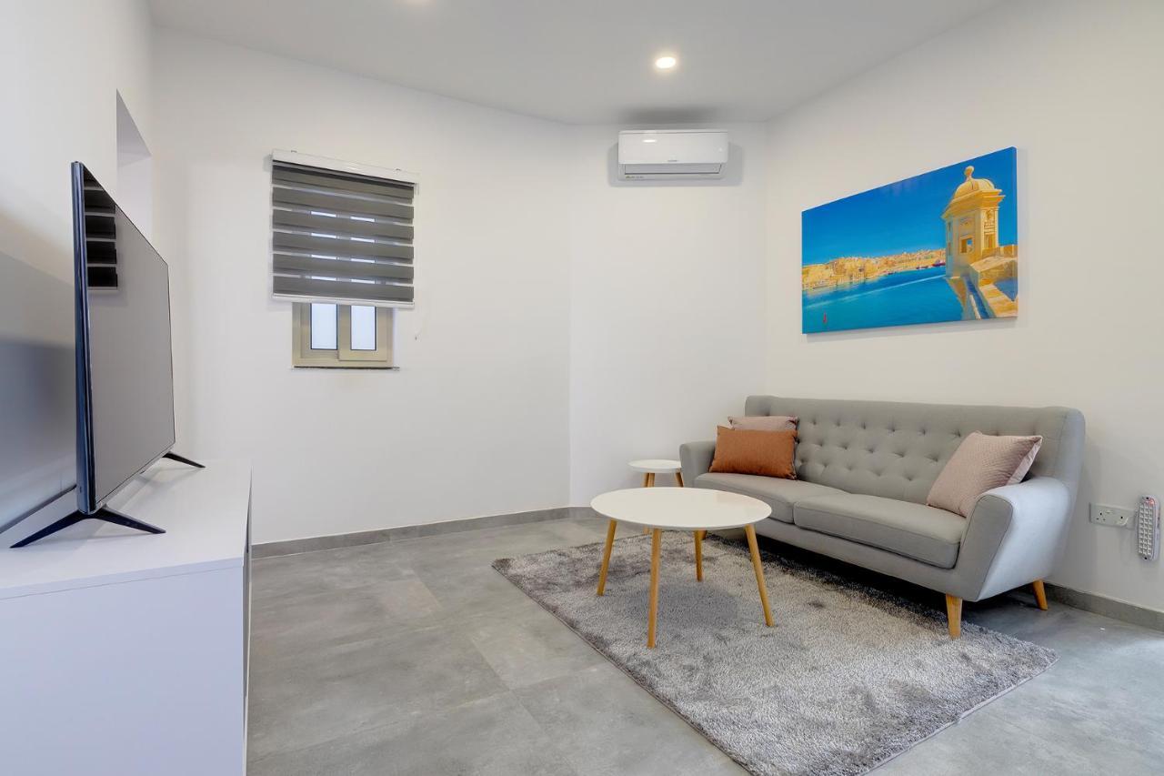Perfect Location, Modern 2Br Apartment Sliema Extérieur photo